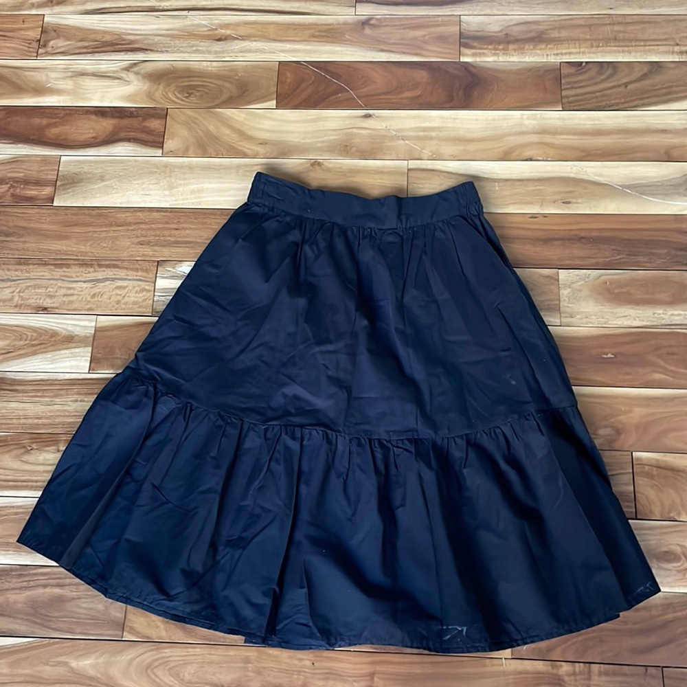 Black skirt